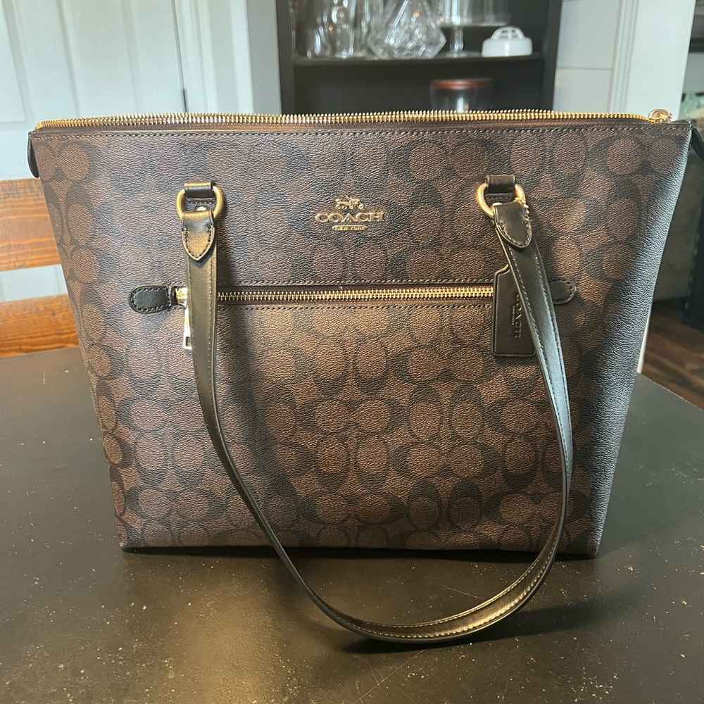 Coach Brown Signature Gallery Tote
